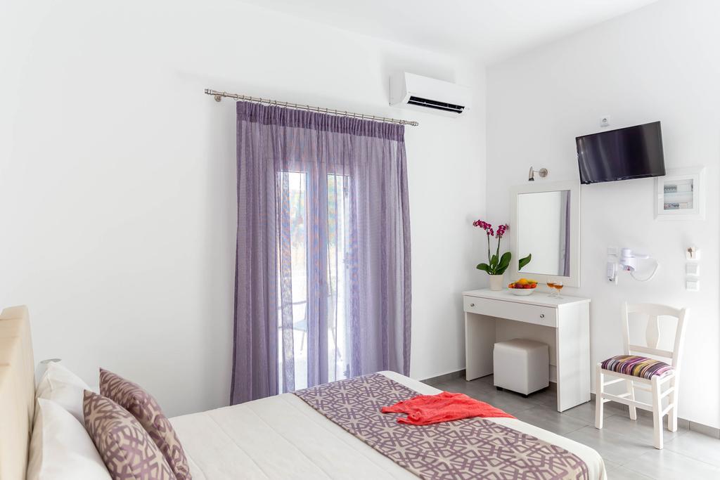 Aigli Villa Fira  Oda fotoğraf